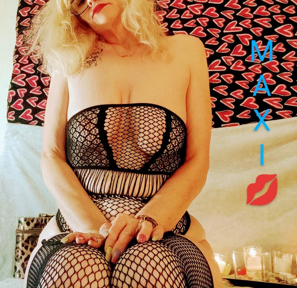 escort photo 24